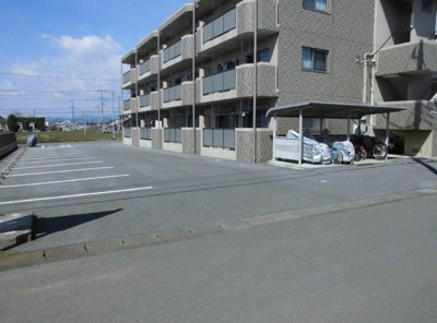 【駐車場】 | Ｙ＆Ｍラ・フォーレ栄町Ｃ