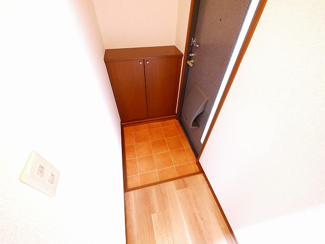 メゾンヴェール　Ａの玄関|ゆったりとした玄関です