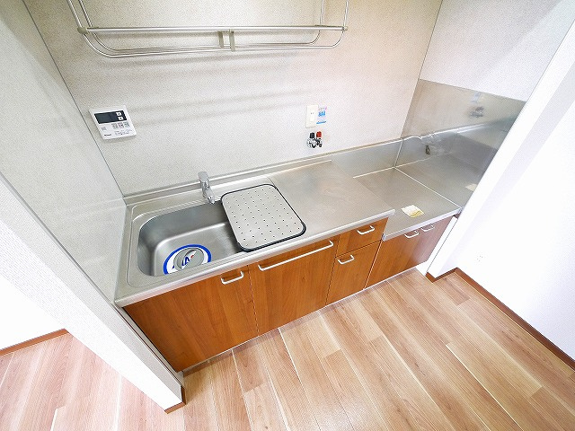 メゾンヴェール　Ａのキッチン|お料理しやすいキッチンです