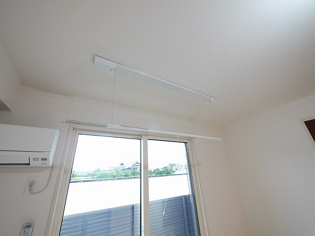 グランツコート三笠A棟の設備|室内物干し