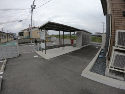 【その他共用部分】 | グランドール | 駐輪場です。