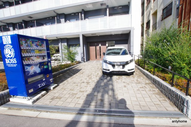 プランドール新大阪SOUTHレジデンス　仲介手数料無料のエントランス