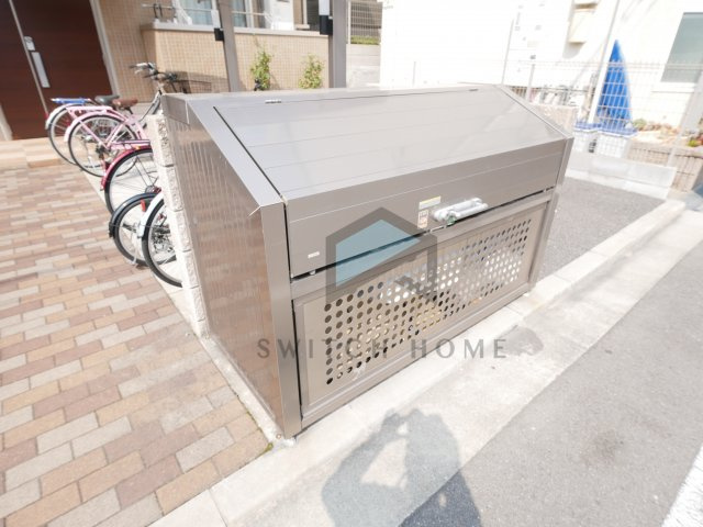 【その他共用部分】 | エトワール | ゴミ捨て場で御座います