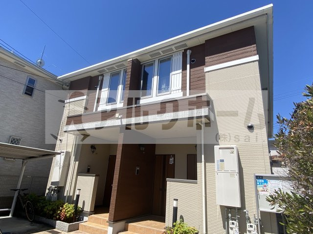 メゾンイーストの外観