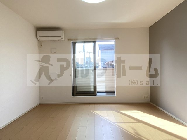 メゾンイーストの居間・リビング