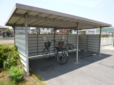 【その他共用部分】 | コーポジュネスＡ | 駐輪場
