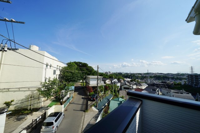 保土ヶ谷区釜台町全２棟　新築戸建【成約】の展望|開放感のある眺望に癒やされます。