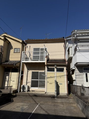 【外観】 | ヤマヤハイツ | １フロア１世帯のアパート。駐車場１台付です。