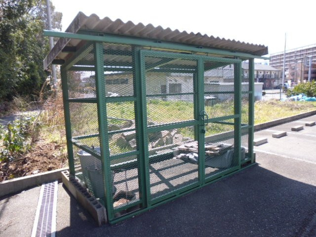 レインボーハイツＢのその他共用部分|敷地内ゴミステーション