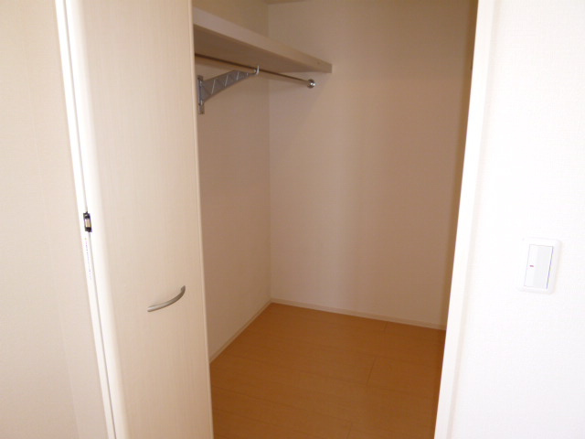 グローリー一文字の収納|ウォークインクローゼット