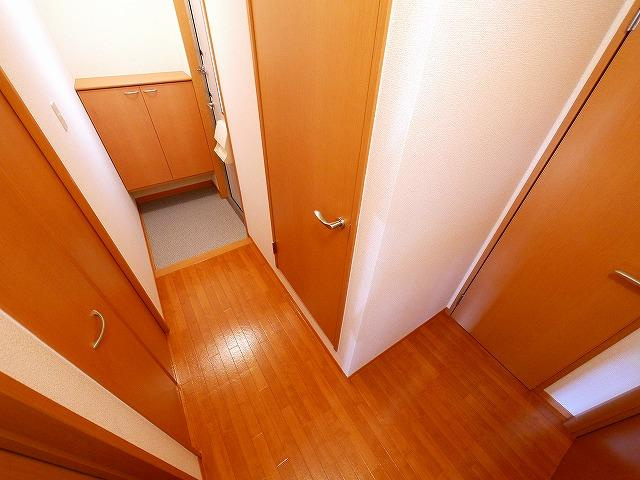 バードヒル　Ａ棟（上之庄）の玄関|玄関です