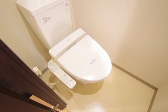 クレアート新大阪パンループ　仲介手数料無料のトイレ