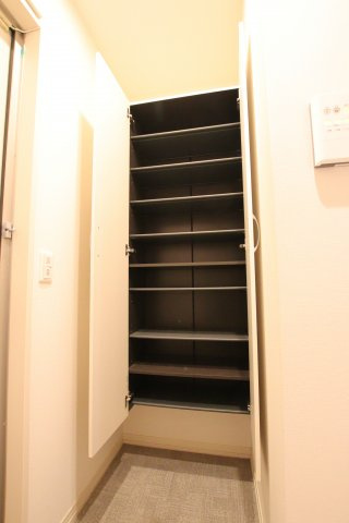 【その他】 | Premil | シューズボックス