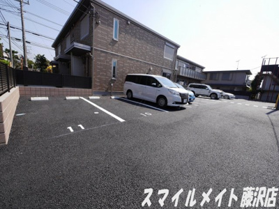 【駐車場】 | エルム湘南太平台B棟
