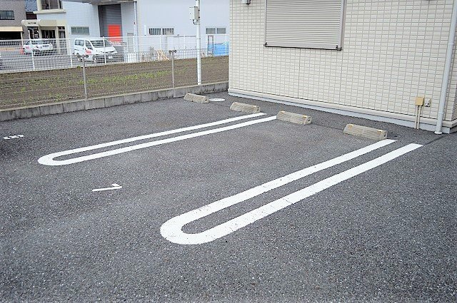ソシアN Ⅲの駐車場