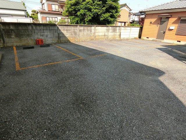 シティハイムナリシマIの駐車場