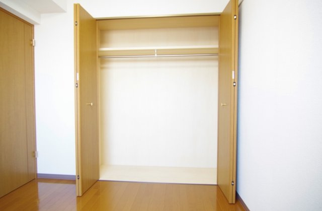 ランドロードUA棟の収納