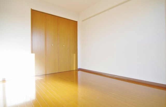 ランドロードUA棟の洋室