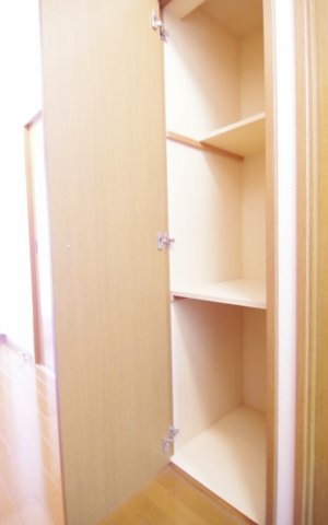 ランドロードUA棟の収納