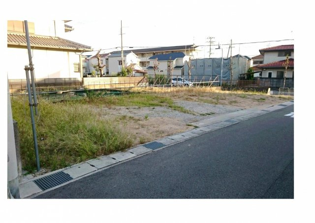 西明石東町　売土地の前面道路含む現地写真