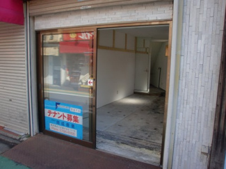 【外観】 | 旗の台駅東口の目の前の１階店舗です。