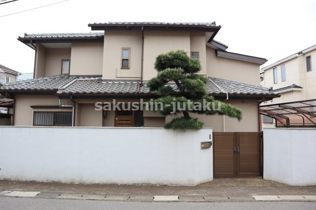 八千代市高津　大型中古戸建　土地９１坪付きの外観
