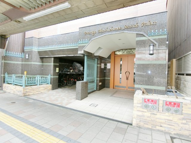 プレステージ明石駅前シーサイドパレスのエントランス