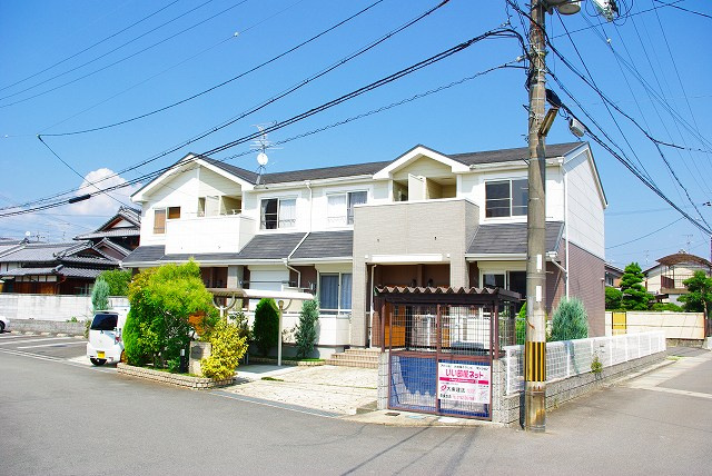 アルカディア（木津町）の外観