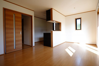 【居間・リビング】 | 美樹（ビジュ）B棟