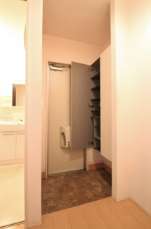 【玄関】 | ラ・カンパーニュ