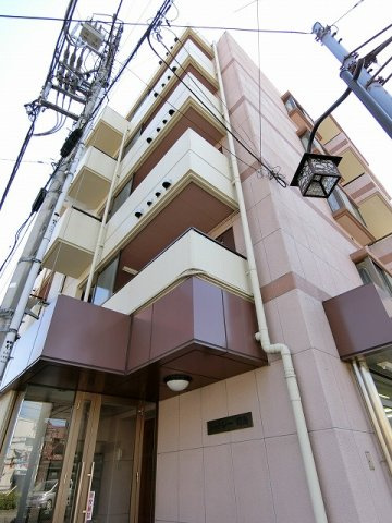 昭島市松原町２丁目の賃貸マンションの外観
