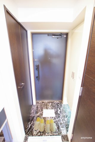 Lasante京橋　仲介手数料無料の玄関