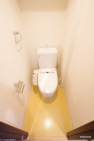 Lasante京橋　仲介手数料無料のトイレ
