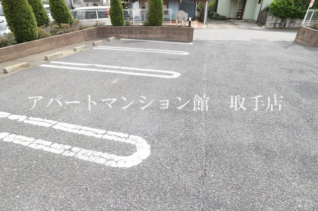 グリーンフィールドAの駐車場
