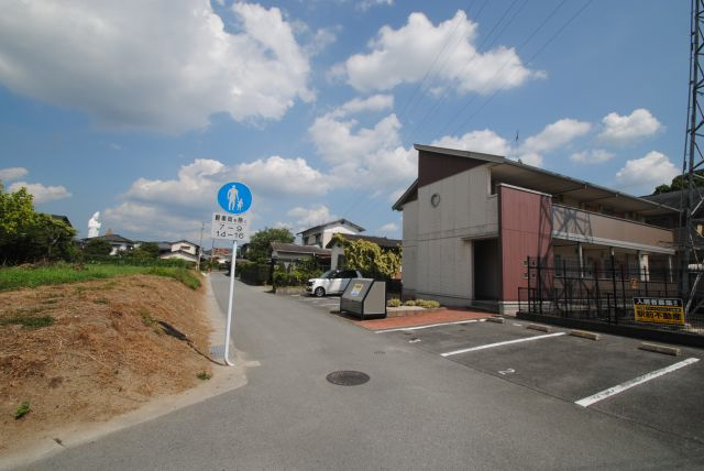 ロイヤル・レセンテの周辺