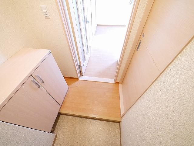 エクセレント天理の玄関|きれいな玄関です