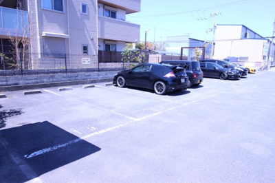 【駐車場】 | プレジール八尾南