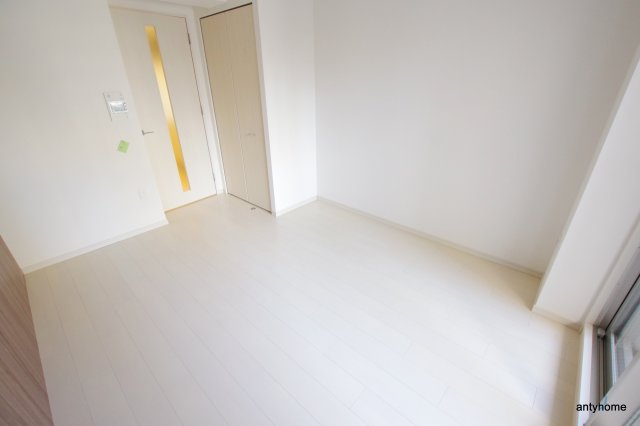 アドバンス新大阪ラシュレ　仲介手数料無料の居間・リビング