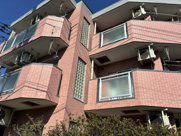 ラプラージュの画像