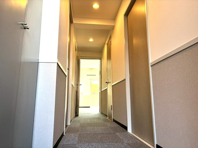 【玄関】 | ラプラージュ