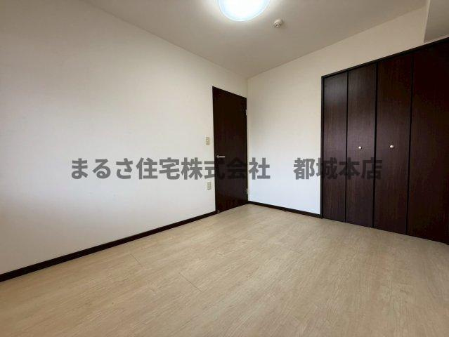 リアン都城の洋室