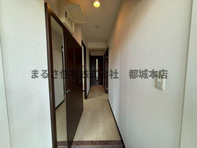 リアン都城の内装