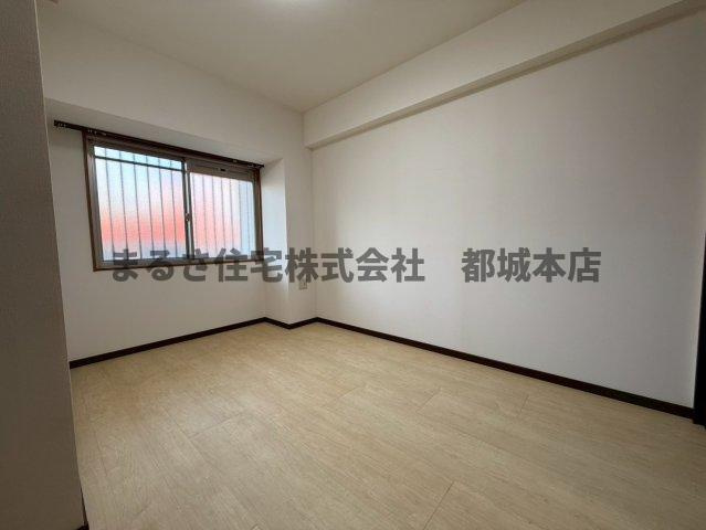 リアン都城の洋室