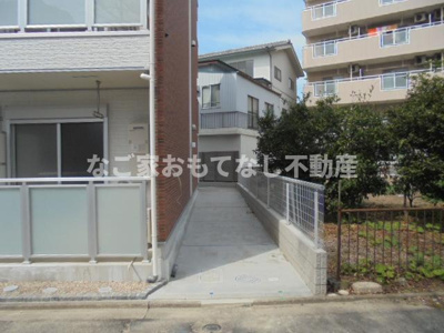 【エントランス】 | リブリ・サンハート