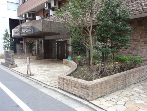 グランド・ガーラ西麻布のエントランス|グランド・ガーラ西麻布