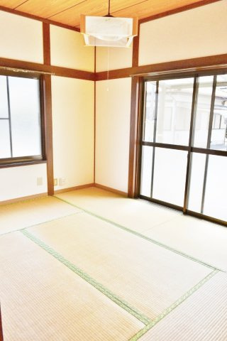 松本戸建の和室