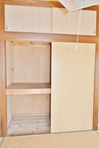 松本戸建の収納