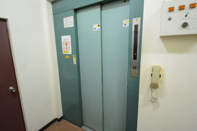 エレベーター