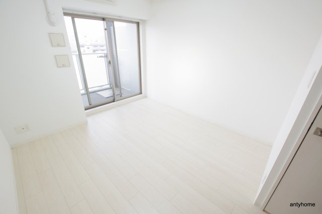 エスプレイス新大阪サウスゲート　仲介手数料無料の寝室