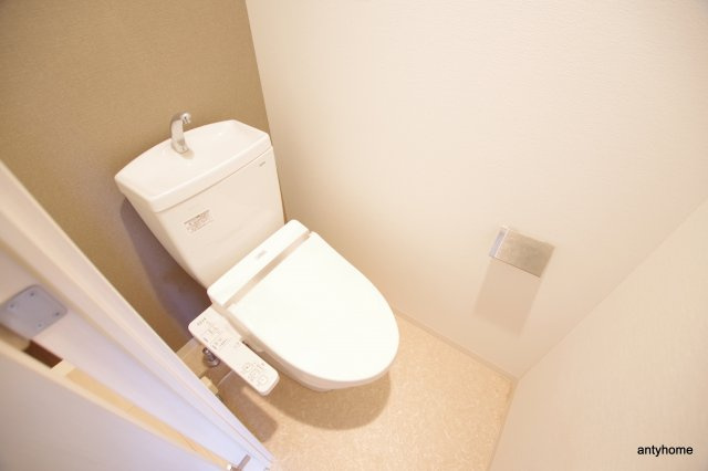 エスプレイス新大阪サウスゲート　仲介手数料無料のトイレ